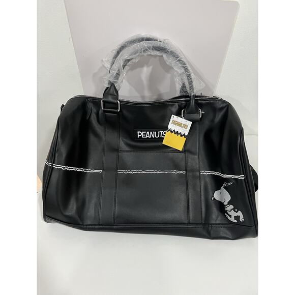 Peanuts Snoopy Duffle Bag - BoxLunch Exclusive - Picture 2 of 11